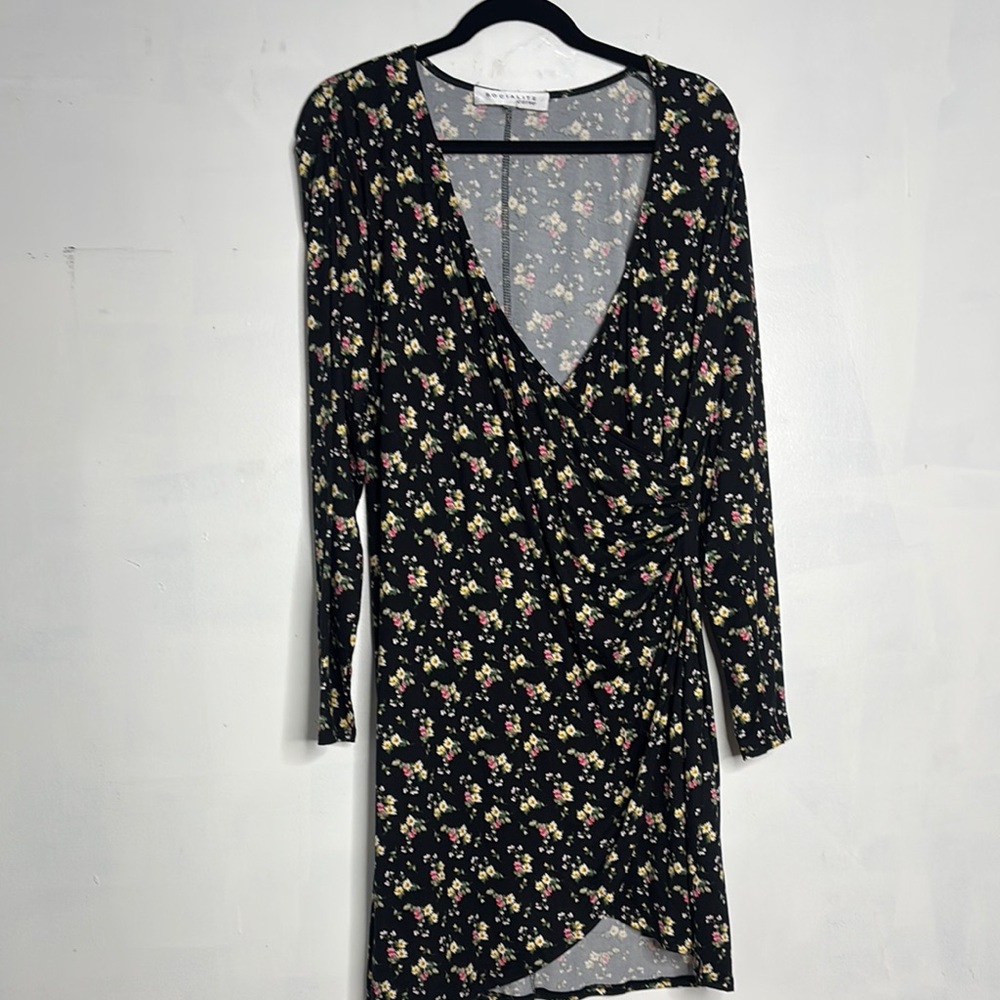Socialite Black and White Long Sleeve‎ Bodycon Dress